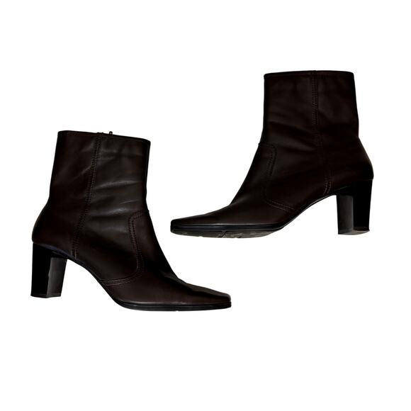 VTG EUC Women's Chocolate Brown Leather Square Toe Boots Size 8.5200 - Picture 1 of 6